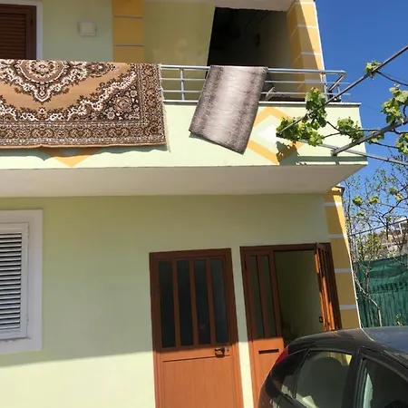 Appartamento Apartment For Sesonal Rent *